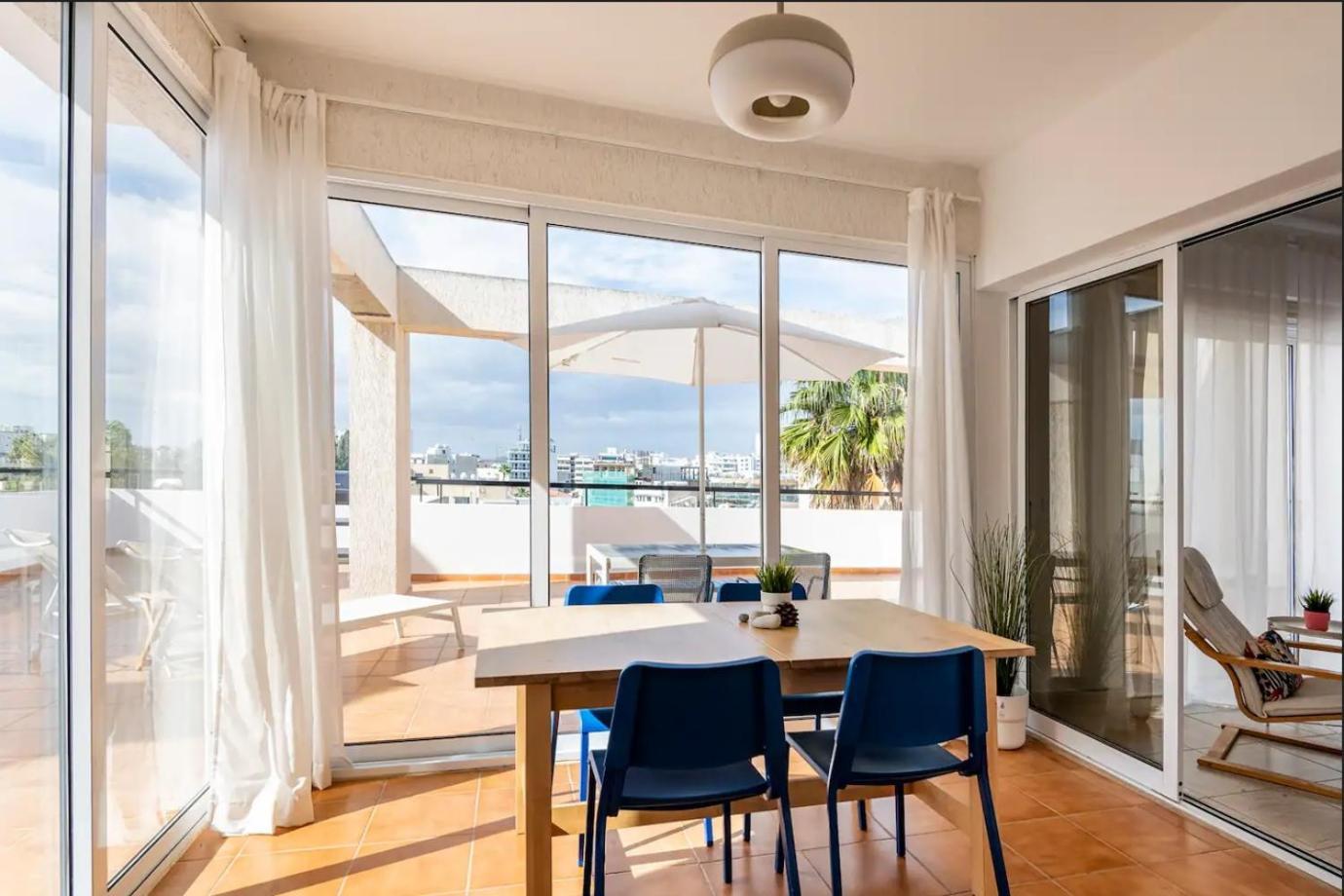 Top Floor Apartment City Center Λάρνακα Εξωτερικό φωτογραφία